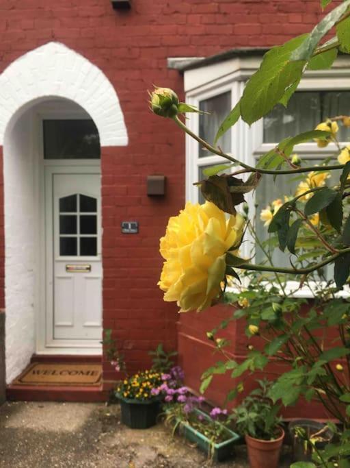 Peaceful House Near Pearson Park Apartment Kingston upon Hull Exterior photo